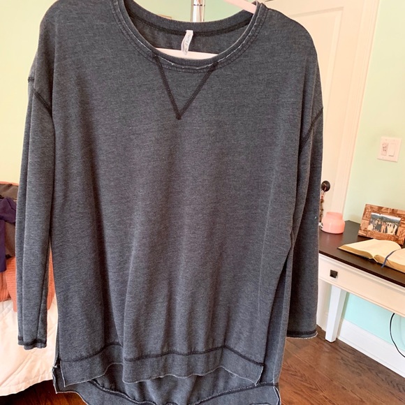 Grey sweatshirt - Picture 2 of 2